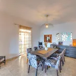 Apartment Enormous 3bedrooms Seafront With Balcony Pdeh1-1 *
