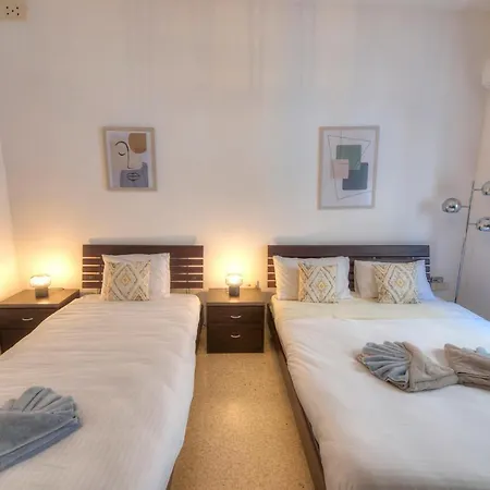 Apartment Enormous 3bedrooms Seafront With Balcony Pdeh1-1 Sliema