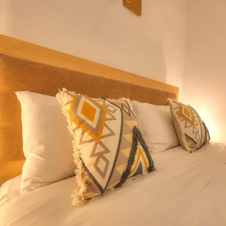 Enormous 3bedrooms Seafront With Balcony Pdeh1-1 *