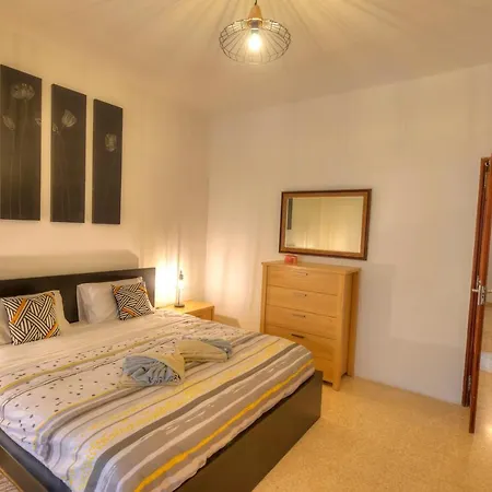 Enormous 3bedrooms Seafront With Balcony Pdeh1-1 Lejlighed Sliema