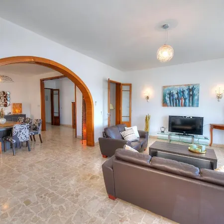 Enormous 3bedrooms Seafront With Balcony Pdeh1-1 *