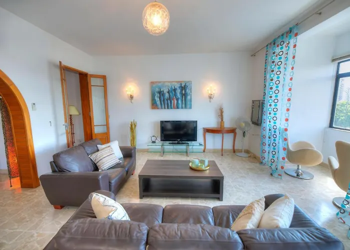 Daire Enormous 3bedrooms Seafront With Balcony Pdeh1-1