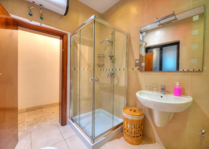 Enormous 3bedrooms Seafront With Balcony Pdeh1-1 Apartment