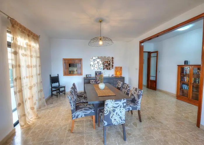 Enormous 3bedrooms Seafront With Balcony Pdeh1-1 Apartment *