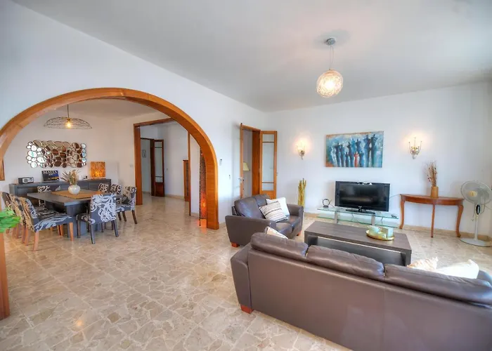 Enormous 3bedrooms Seafront With Balcony Pdeh1-1 *