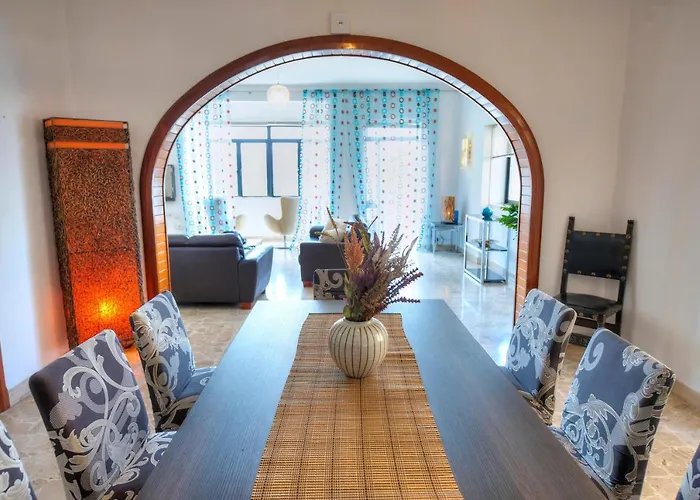 Enormous 3bedrooms Seafront With Balcony Pdeh1-1 Apartment Sliema