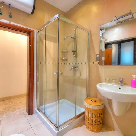 Enormous 3bedrooms Seafront With Balcony Pdeh1-1 Appartement