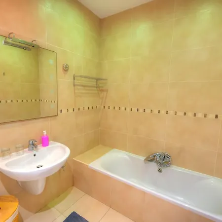 Enormous 3bedrooms Seafront With Balcony Pdeh1-1